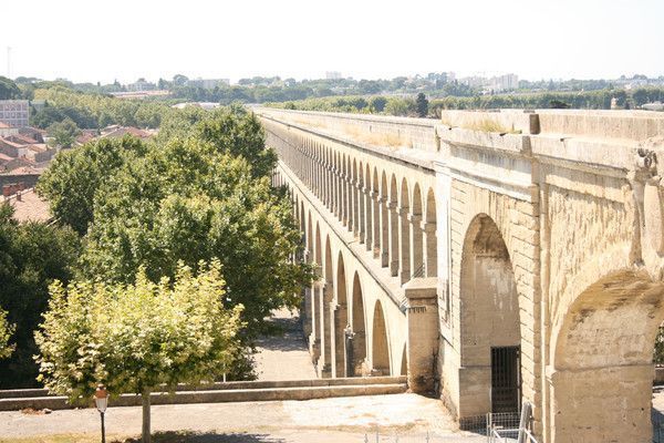 Bonsoir,Les Arceaux§Aqueduc§Histoire/Origine§