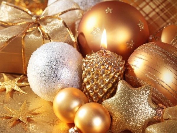 Coucou, des boules de Noël/Doré - Blanc § Etoiles.